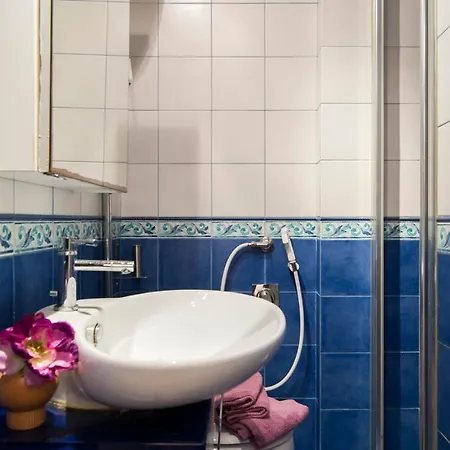 Piazza Beccaria Mini Loft * Florenz