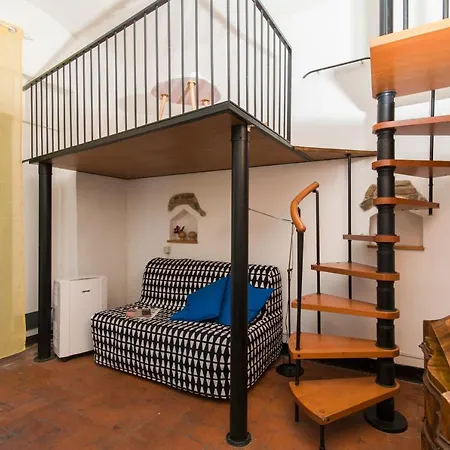 Piazza Beccaria Mini Loft Florenz